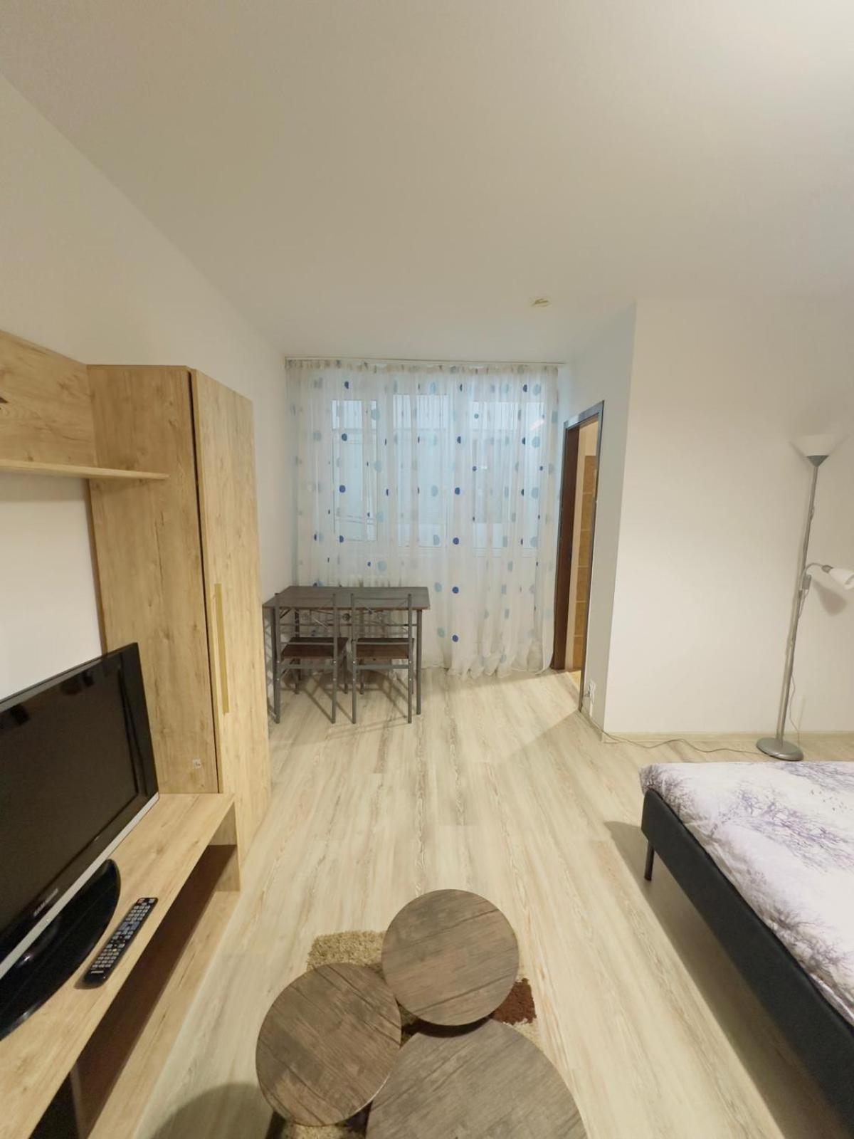 Oasis Of Peaceful Cosy Apartment Bucharest